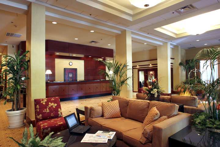 Doubletree By Hilton Hotel Tallahassee Exteriör bild